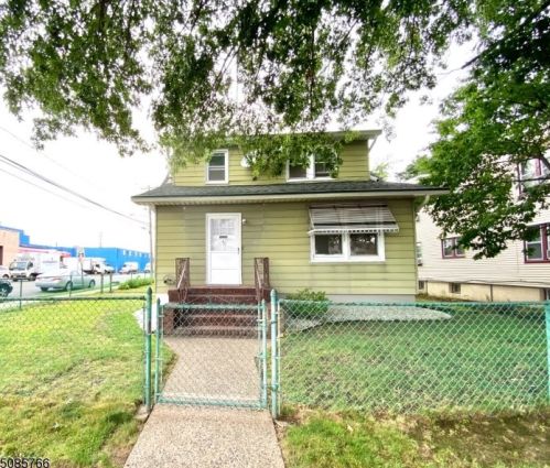 63 Dundee Ave, Paterson NJ 07503-1118 exterior