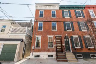 1902 Montrose St, Philadelphia PA  19146-2629 exterior