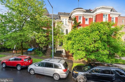 3321 Holmead Pl, Washington DC  20010-7200 exterior