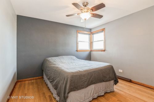 5801 Mulligan Ave, Chicago IL 60638-3430 exterior