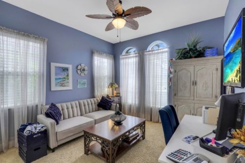 9131 Cherry Oaks Ln, Naples FL 34114-0860 exterior