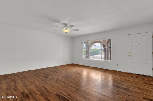 3121 Anderson Dr, Phoenix AZ  85053-1812 exterior