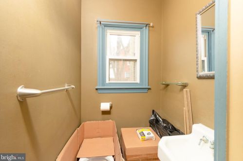 205 Pleasure Rd, Lancaster PA 17601-5180 exterior