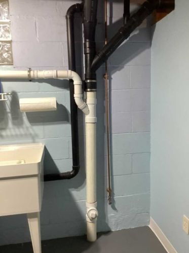 114 Oak Hill Rd, Pittsburgh PA  15238-3016 exterior