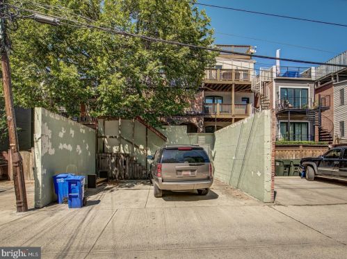 1324 Kenyon St, Washington DC 20010-2493 exterior