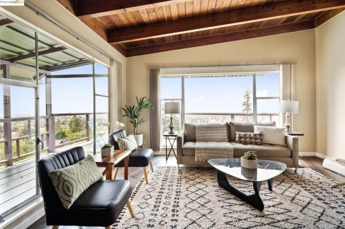 52 Panoramic Way, Berkeley, CA 94704-1828