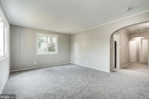 872 Bellevue St, Washington DC 20032-6002 exterior