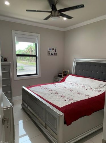 2642 28 Ave, Naples FL 34117-8860 exterior