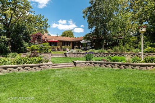 9809 Partridge Ln, Bull Valley IL 60014-6606 exterior