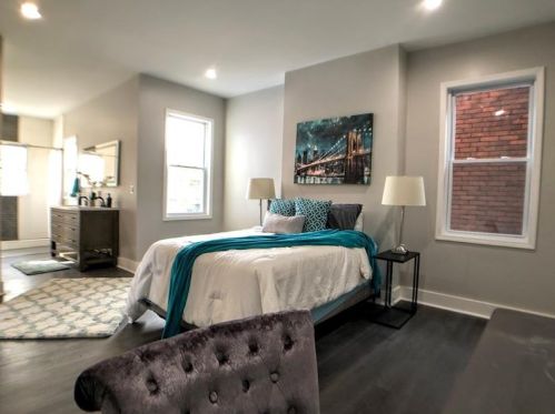 7207 Race St, Pittsburgh PA 15208-1425 exterior