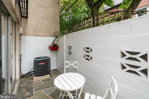 1734 Addison St, Philadelphia PA 19143-1107 exterior