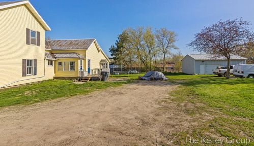 15058 Keller Ave, Cedar Springs MI 49319-9733 exterior