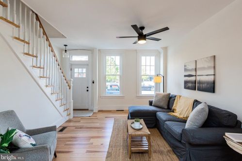 214 James St, Lancaster PA 17603-2839 exterior