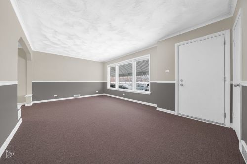 10154 Prairie Ave, Chicago IL  60628-2136 exterior