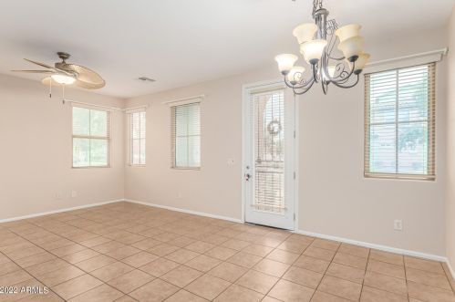 2144 77 Dr, Phoenix AZ 85035-5111 exterior