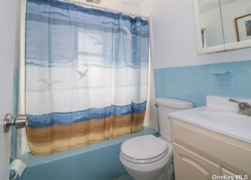 408 17 St, Babylon NY 11704-2603 exterior