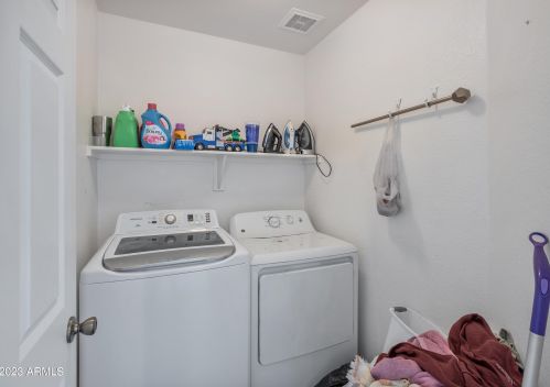 8002 26th St, Phoenix AZ  85042-7056 exterior