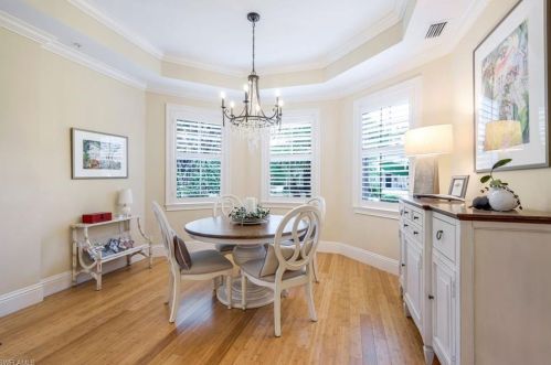 331 3 Ave, Naples FL 34117-3027 exterior