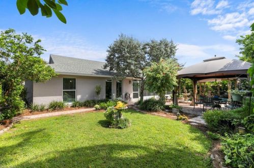 4584 Chippendale Dr, Naples FL 34112-5259 exterior