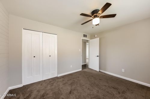 1328 Christy Dr, Phoenix AZ  85020-1106 exterior