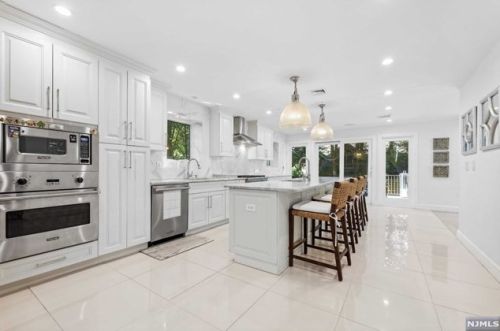 177 Orchard Rd, Demarest NJ  07627-1715 exterior