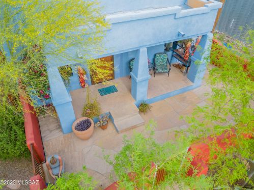 933 8th Ave, Tucson, AZ 85701-3032