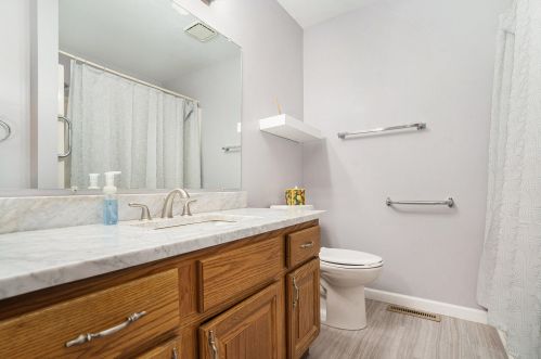 5056 Green Meadow Rd, Kalamazoo MI  49009-1254 exterior