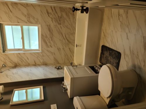 325 107th St, Chicago IL  60628-3303 exterior