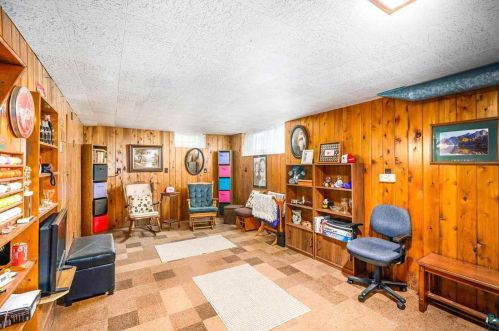 1445 Fern Ave, Duluth MN 55805-1133 exterior