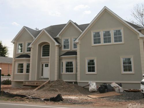 30 Duclos Ln, Edison NJ  08817-3467 exterior