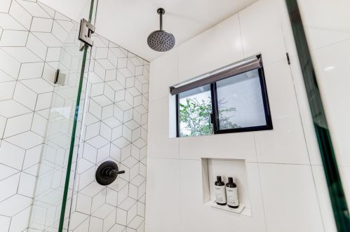 1349 Murchison Dr, Millbrae CA 94030-3025 exterior