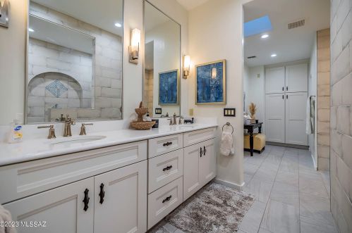 6730 Chapultapec Cir, Tucson AZ  85750-1001 exterior