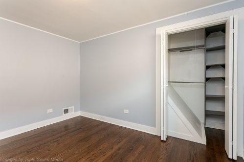 6322 Oak Park Ave, Chicago IL 60638-4018 exterior