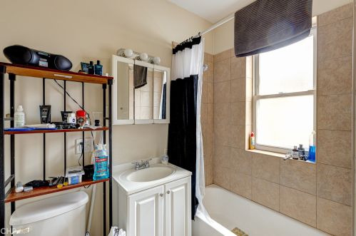 2415 Kildare Ave, Chicago IL 60629-4935 exterior