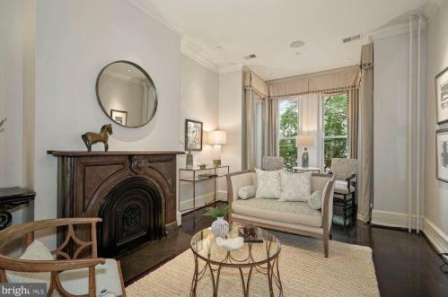 1406 Swann St, Washington DC  20009-3904 exterior