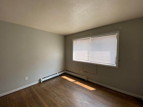 1418 Mitchell St, Milwaukee WI 53204-3242 exterior