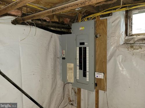 349 Kerlin St, Chester PA 19013-3819 exterior