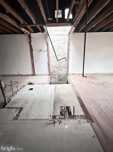 5414 3 St, Washington DC 20003-1933 exterior