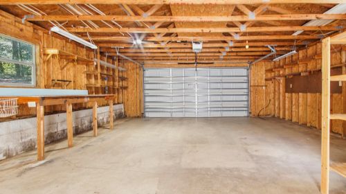 168 Patrick Dr, Defuniak Springs FL 32433-7201 exterior