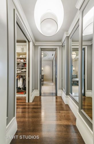 1449 Astor St, Chicago IL 60610-1608 exterior