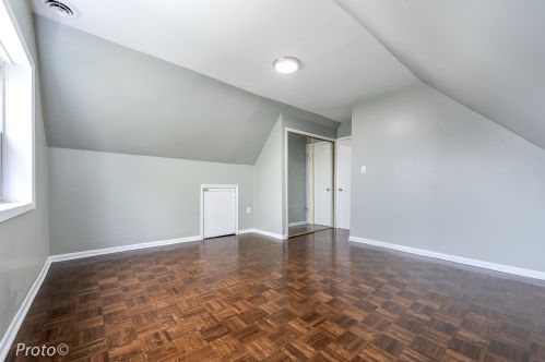 8017 Sacramento Ave, Chicago IL  60652-2732 exterior