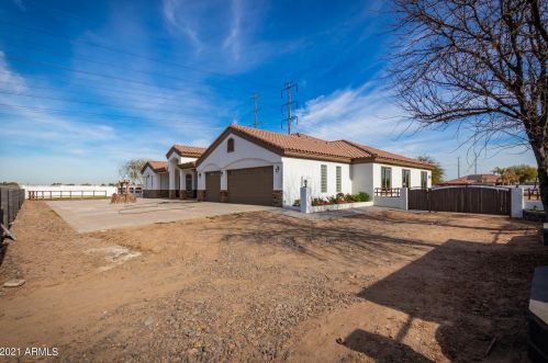 3605 69th Ave, Phoenix, AZ 85033-4401