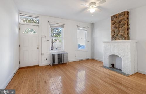 2541 Coral St, Philadelphia PA  19125-1333 exterior