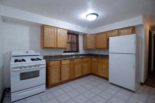 12539 Marshfield Ave, Chicago IL 60827-5940 exterior