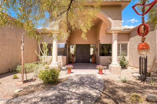 6185 Avenida De Chaparron, Tucson AZ  85750-1244 exterior