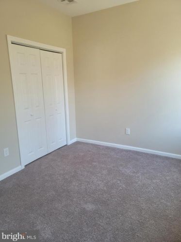 76 Hart Ave, Trenton NJ 08638-5105 exterior