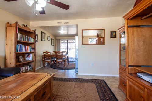 7743 Almond St, Tucson, AZ 85730-4323