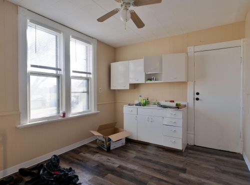 1801 Meinecke Ave, Milwaukee WI 53206-2062 exterior