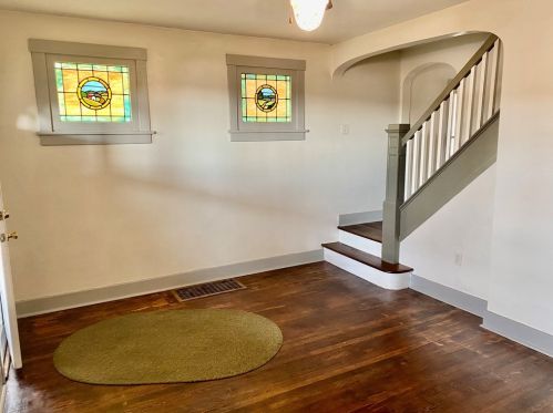 2735 Pyramid Ave, Pittsburgh PA  15227-2506 exterior