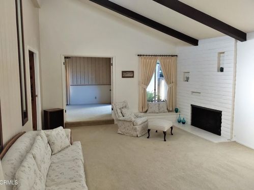 610 Ivywood Dr, Oxnard, CA 93030-3534